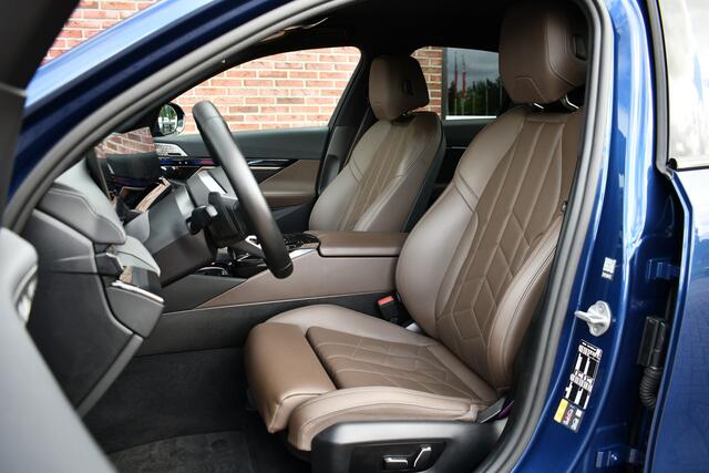 BMW 5-SERIE 550e xDrive M-Sport Pro B&W Trekh Prof-onderstel 20inch