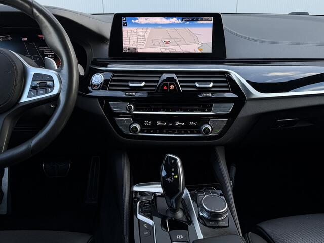 BMW 5-SERIE 540i High Executive Automaat M-Sport/Schuifdak/1e eigenaar.