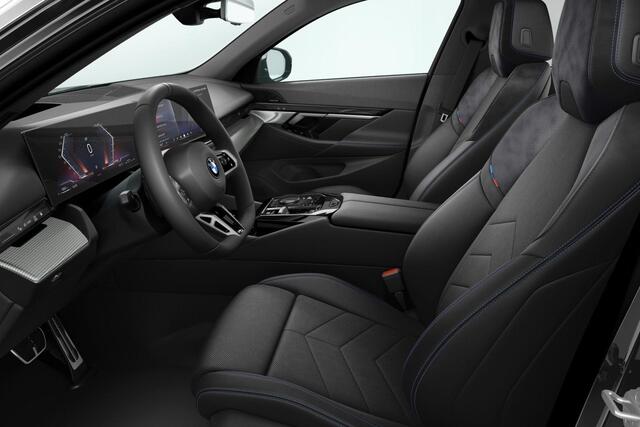 BMW 5-SERIE Touring 520i | M-Sport | Trekhaak | Driving Assistant |