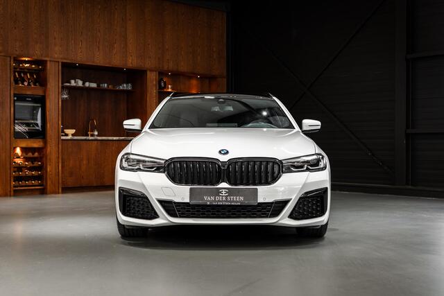 BMW 5-SERIE Touring 530e Executive M Sport | Standkachel | Dealer Onderhouden