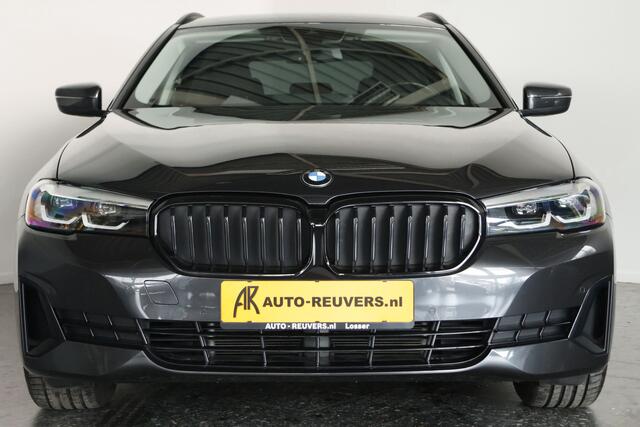BMW 5-SERIE 520i Executive / LED / Navi / CarPlay / Cam