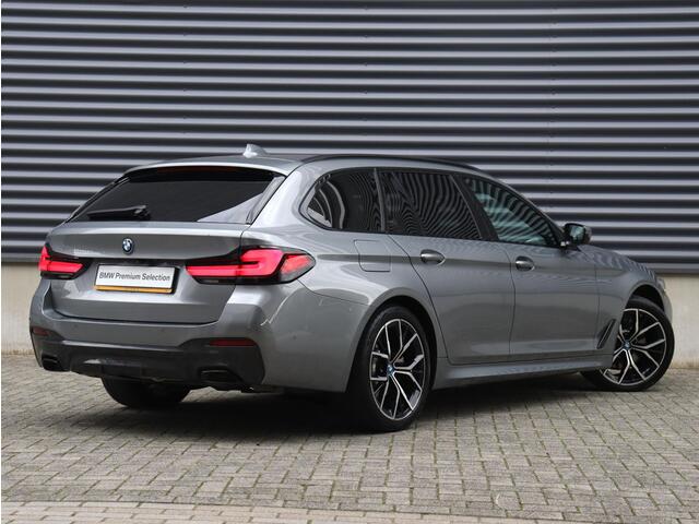 BMW 5-SERIE Touring 530e | M Sportpakket | Trekhaak | Adaptive Cruise Control | Hi-Fi | Stuurwiel Verwarmd | Sportstoelen | 19'' LMV