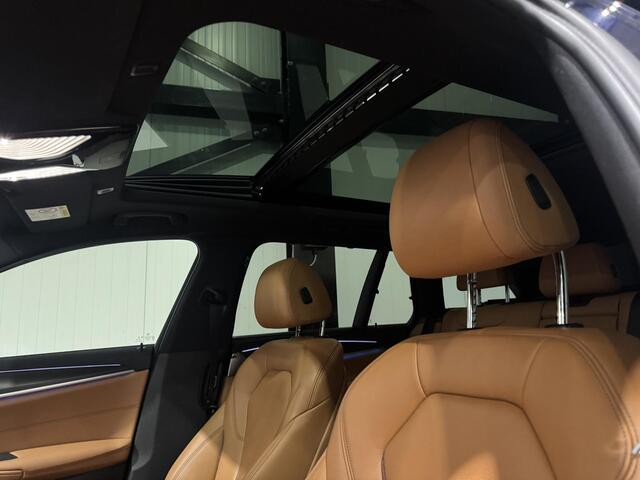 BMW 5-SERIE Touring 530e xDrive M-pakket | panorama | hud | leder | trekhaak |