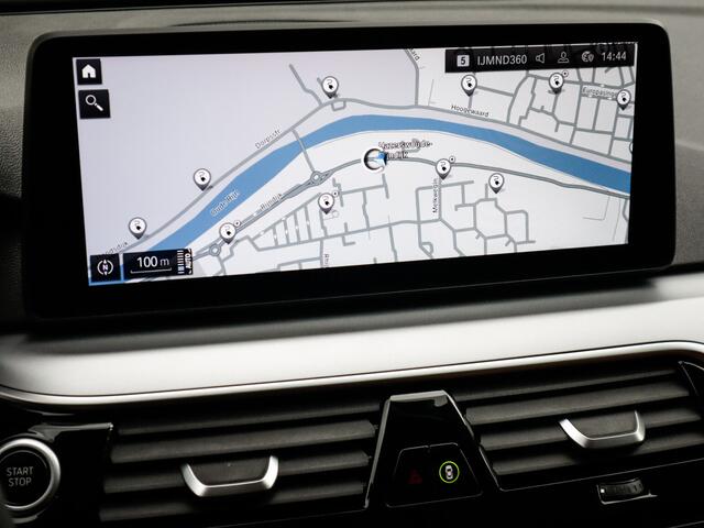 BMW 5-SERIE 545e xDrive Business Edition Plus 1e-Eig. & Dealer-Onderh. BOVAG-Garantie. NL-Auto.