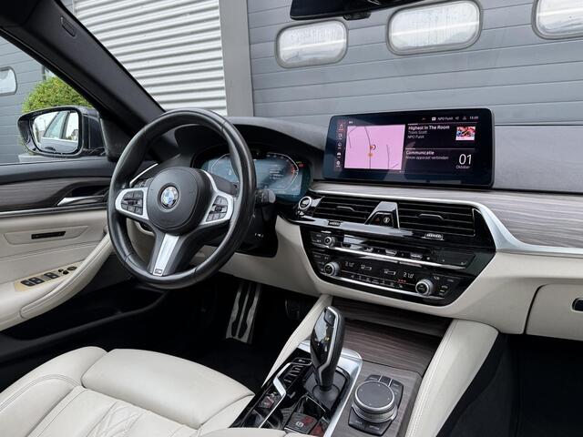 BMW 5-SERIE Touring 530i High Executive Edition M-Sport | Panoramadak | Harmon Kardon | Head-up | 360* Camera |