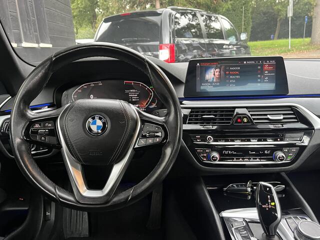 BMW 5-SERIE 520i Executive Edition Sport-Line/Aut/Ecc/Leer/Navi