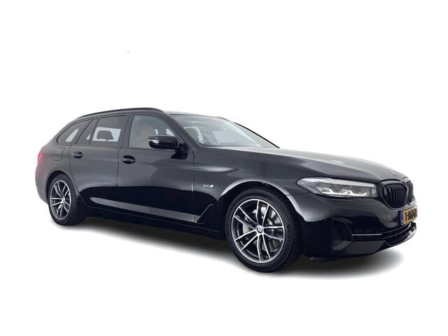 BMW 5-SERIE Touring 530e Business Edition Plus (Plug-in) (INCL.BTW) *LEATHER | FULL-LED | MEMORY-PACK | HEATED-COMFORTSEATS | NAVI-FULLMAP | PRIVACY-GLASS | ECC | PDC | CRUISE | 18''ALU | TOWBAR*