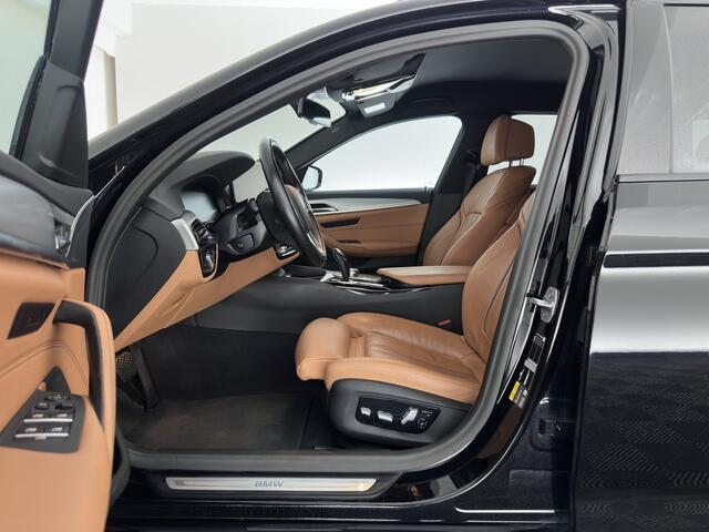 BMW 5-SERIE Touring 530e Business Edition Plus (Plug-in) (INCL.BTW) *LEATHER | FULL-LED | MEMORY-PACK | HEATED-COMFORTSEATS | NAVI-FULLMAP | PRIVACY-GLASS | ECC | PDC | CRUISE | 18''ALU | TOWBAR*