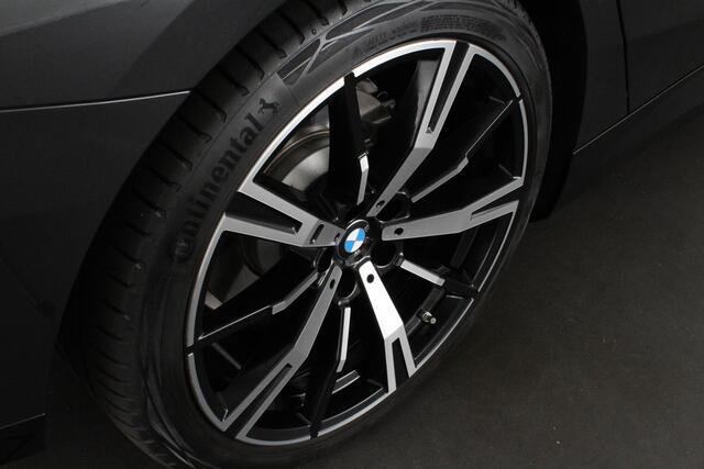 BMW 5-SERIE Touring 530e xDrive M Sport > Trekhaak/20inch/Head-up/Shadow-Line/360 camera/H&K
