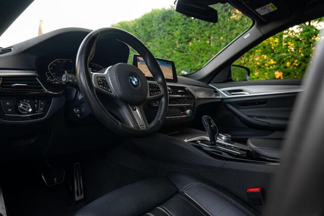 BMW 5-SERIE 530e iPerf High Executive | ACC | 360 | HUD | M-Sport