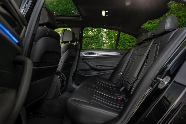 BMW 5-SERIE 530e iPerf High Executive | ACC | 360 | HUD | M-Sport