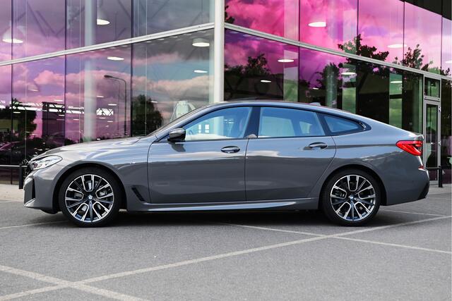 BMW 6-SERIE Gran Turismo 630i High Executive M Sport Automaat / Panoramadak / Laserlight / Achteruitrijcamera / Comfortstoelen / Live Cockpit Professional / Parking Assistant