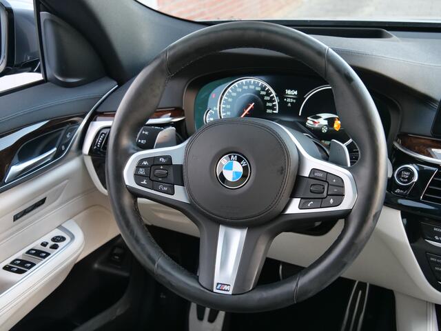 BMW 6-SERIE Gran Turismo 640i xDrive High Executive 340 Pk Automaat Navi / Leer / Schuifdak / M-pakket