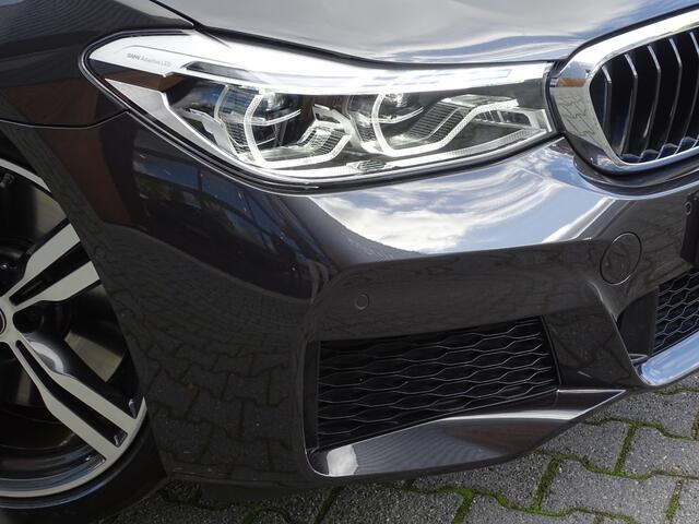 BMW 6-SERIE 640i 341PK / Softclose / Pano / ACC / 2018 /