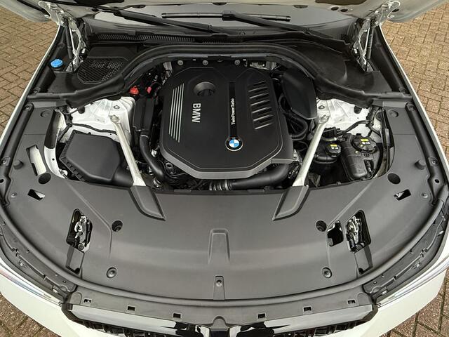 BMW 6-SERIE Gran Turismo 640i High Executive / 82dkm / 1ste eigenaar / Vol