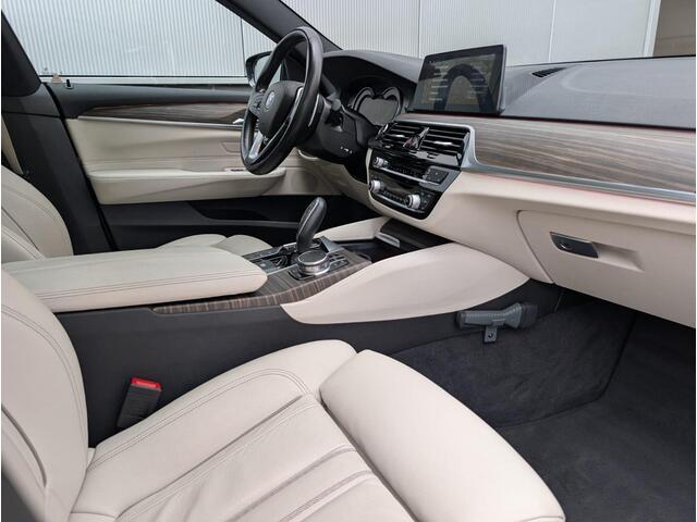 BMW 6-SERIE Gran Turismo 630i High Executive | Luxury | Panorama | NL Auto | HUD | Wireless