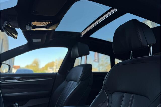 BMW 6-SERIE 640i xDrive GT Luxury Line | Panodak | Comfortleder | Camera | LED | Navi Prof.