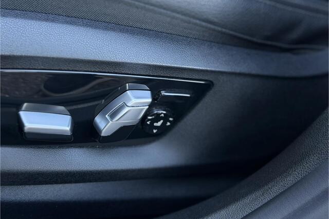 BMW 6-SERIE 640i xDrive GT Luxury Line | Panodak | Comfortleder | Camera | LED | Navi Prof.