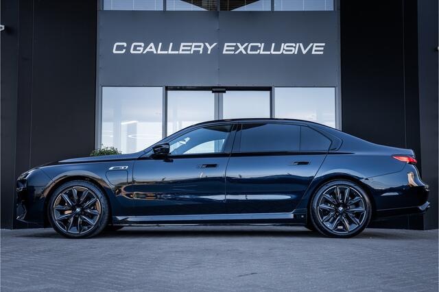 BMW 7-SERIE M760e xDrive - M Sport | Sky Lounge | B&W | Massage