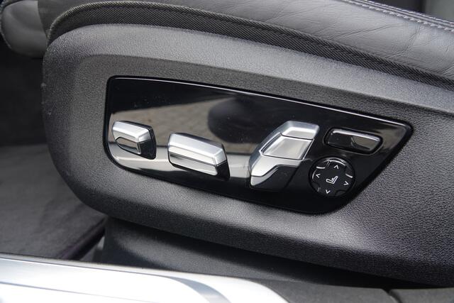 BMW 7-SERIE M760Li xDrive 610 PK V12 | Sky Lounge | Night Vision | Chauffeurspakket | Laser | Schermen | Massage | Uniek! |