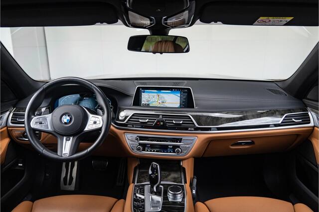 BMW 7-SERIE Sedan 745e | High Executive / Model M Sport / Active Steering / BMW Personal CoPilot Pack | Easter