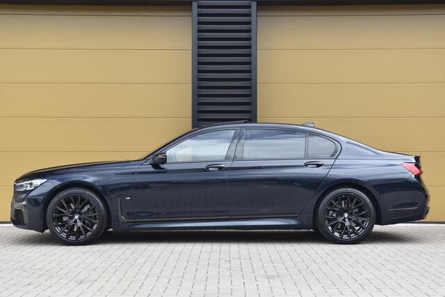 BMW 7-SERIE 730Ld xDrive High Executive * M Sportpakket * Massage * Laser * Harman Kardon * 20 Inch * Sfeerverlichting *