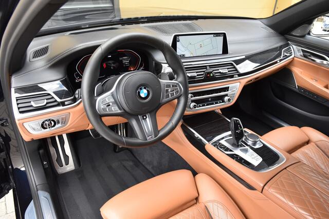 BMW 7-SERIE 730Ld xDrive High Executive * M Sportpakket * Massage * Laser * Harman Kardon * 20 Inch * Sfeerverlichting *