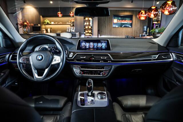BMW 7-SERIE 740i High Executive Luxury Comfort stoelen Voll Leder Verwarming/ Massage/ Memory, Glasdak, HUD, Laser Light, Navi Prof, Surround Virw, Driving Ass+, BMW Display Key, Ambiente, Actieve Besturing, Lmv.