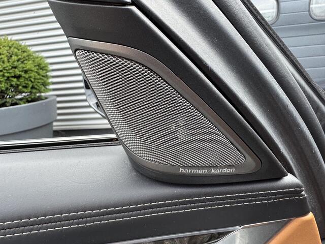 BMW 7-SERIE 750d xDrive High Executive | Panoramadak | 360* Camera | Head-Up Display | Stoelventilatie/Verwarming | Harmon Kardon |