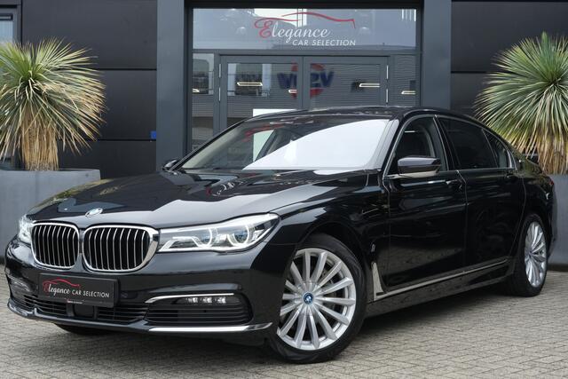 BMW 7-SERIE 740Le xDrive Luxury High Executive 327pk Panoramadak/Navigatie/Camera