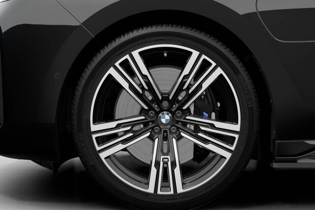 BMW 7-SERIE M760e xDrive | M Performance Pack | Innovation Pack | Executive Pack | Executive Lounge | Connoisseur Pack | Climate Acoustic Pack