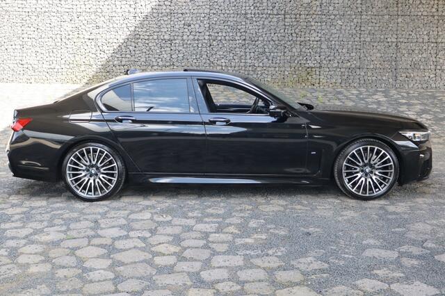 BMW 7-SERIE 745e High Executive | M Sport | Schuifdak | BTW Verrekenbaar