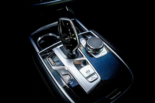 BMW 7-SERIE 740i High Executive I Full Options I Nw Prijs 130.690,- I Schuifdak I Laser I Stoelventilatie