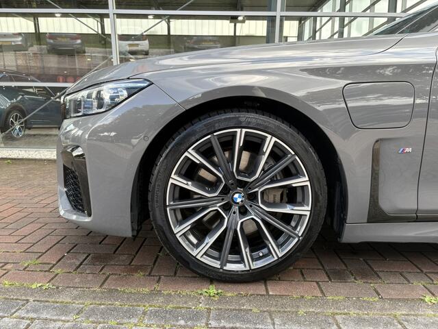 BMW 7-SERIE 745e High Executive