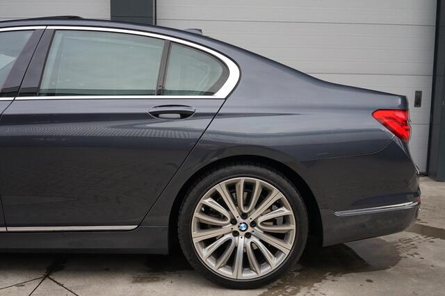 BMW 7-SERIE 740i High Executive