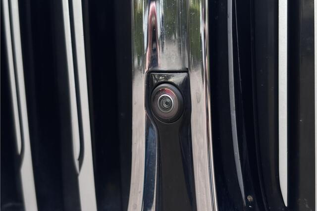 BMW 7-SERIE 745e High Executive | Schuif-Kanteldak | 4-WS | Comfortleder | Soft-Close | Head-Up | Alcantara hemel