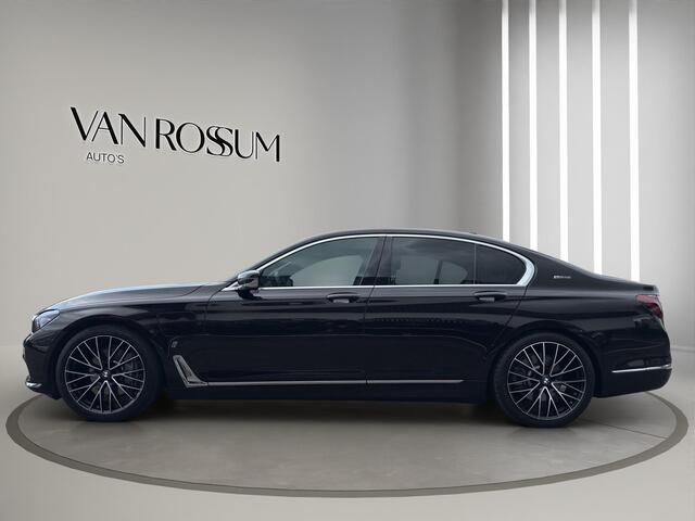 BMW 7-SERIE 740e IPerformance Massage | Laser-LED koplampen | Head-Up | Schuif/Kanteldak | Soft-close | 20" Velg | Camera |