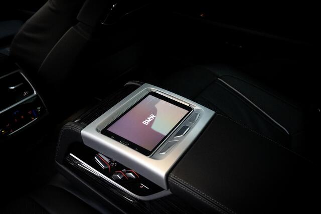 BMW 7-SERIE 745e High Executive | Driving Assistant Professional | 360 Camera | Massage |