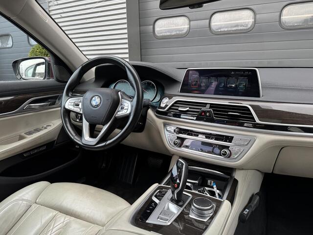 BMW 7-SERIE 730Ld High Executive Individual | Panoramadak | Head-Up Display | 360* Camera | Lederen Bekleding |