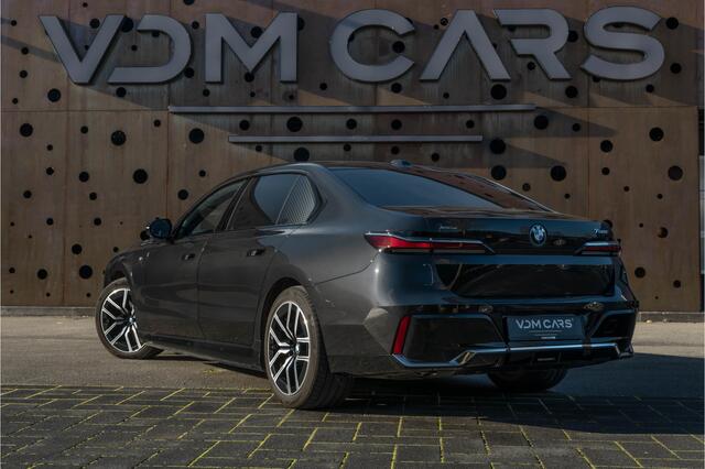 BMW 7-SERIE 750e xDrive | M Sport | Shadow Line | Connected Professional | Bowers & Wilkins | Innovation Pack |