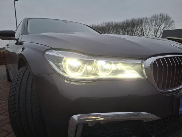 BMW 7-SERIE 740e iPerformance High Executive | Hybrid | M-pakket | H&K Surround | Schuifdak | HUD | Volleder Individual | Massagestoelen | Softclose | Keyless | 20" | Comfort Acces | 360gr Cam | Achteras besturing | Elek Comfortzetels achterin verw en ventilatie | Su