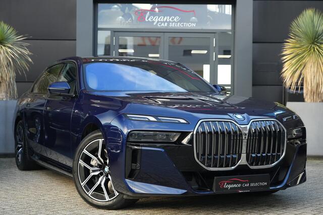 BMW 7-SERIE 750e xDrive M Sport 489pk ExclusiveLounge/HUD/B&W