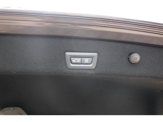 BMW 7-SERIE 730d xDrive High Executive automaat/navigatie/led verlichting