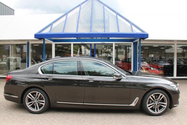 BMW 7-SERIE 730d xDrive High Executive automaat/navigatie/led verlichting