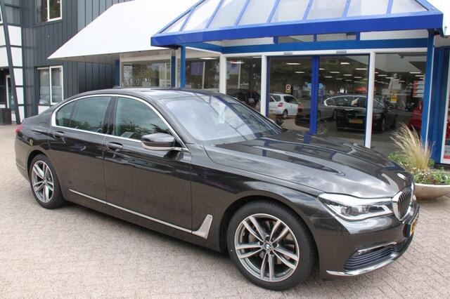 BMW 7-SERIE 730d xDrive High Executive automaat/navigatie/led verlichting