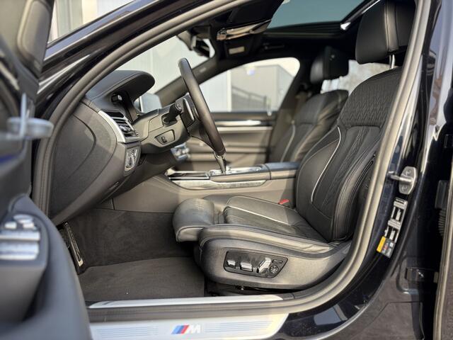 BMW 7-SERIE 745e High Executive M Sportpakket 396pk | Achterasbesturing | CoPilot Pack | Elektrisch glazen schuif-/kanteldak | Lichtmetalen velgen 20" | Rondomzicht camera | Stoel verwarming/ventilatie | Zonneschermen | Dealer onderhouden!