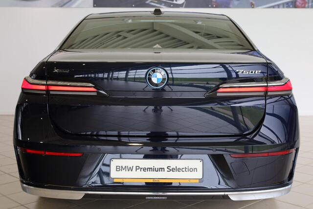 BMW 7-SERIE 750e xDrive | Stoelverwarming & Ventilatie | Head-Up Display | Massagestoelen
