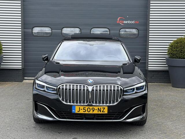 BMW 7-SERIE 745Le xDrive High Executive | TV Schermen | Panoramadak | 360* Camera | Massage | Head-Up Display |