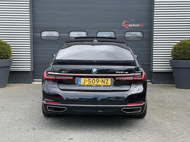 BMW 7-SERIE 745Le xDrive High Executive | TV Schermen | Panoramadak | 360* Camera | Massage | Head-Up Display |