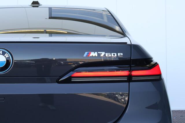 BMW 7-SERIE M760e xDrive M Sportpakket Pro | Connoisseur Pack | Executive Pack | Entertainment systeem achter | Bowers & Wilkins | Warmte comfort Pack | Innovation Pack